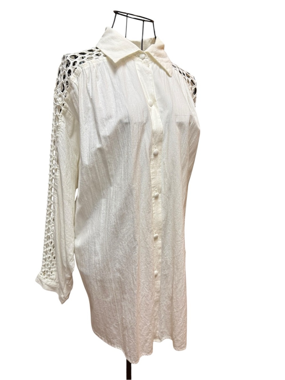Cream Button-Front Crochet Shoulder Blouse Large